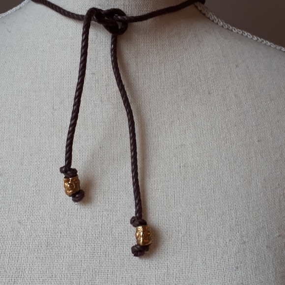 Stone necklace - Picture 4 of 4